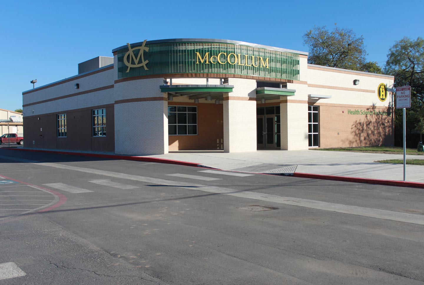 harlandaide-isd-mccollum-01